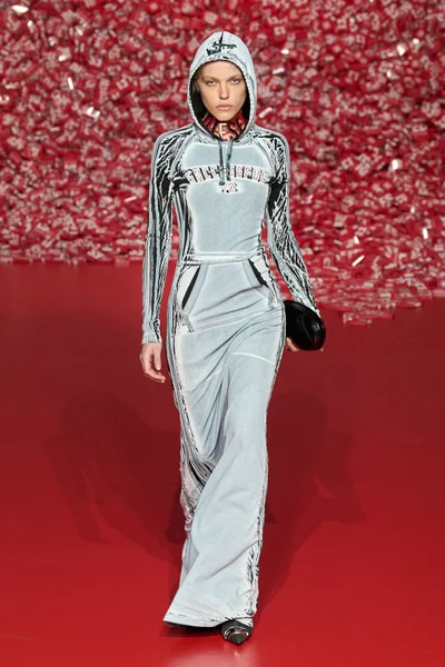 Look 66